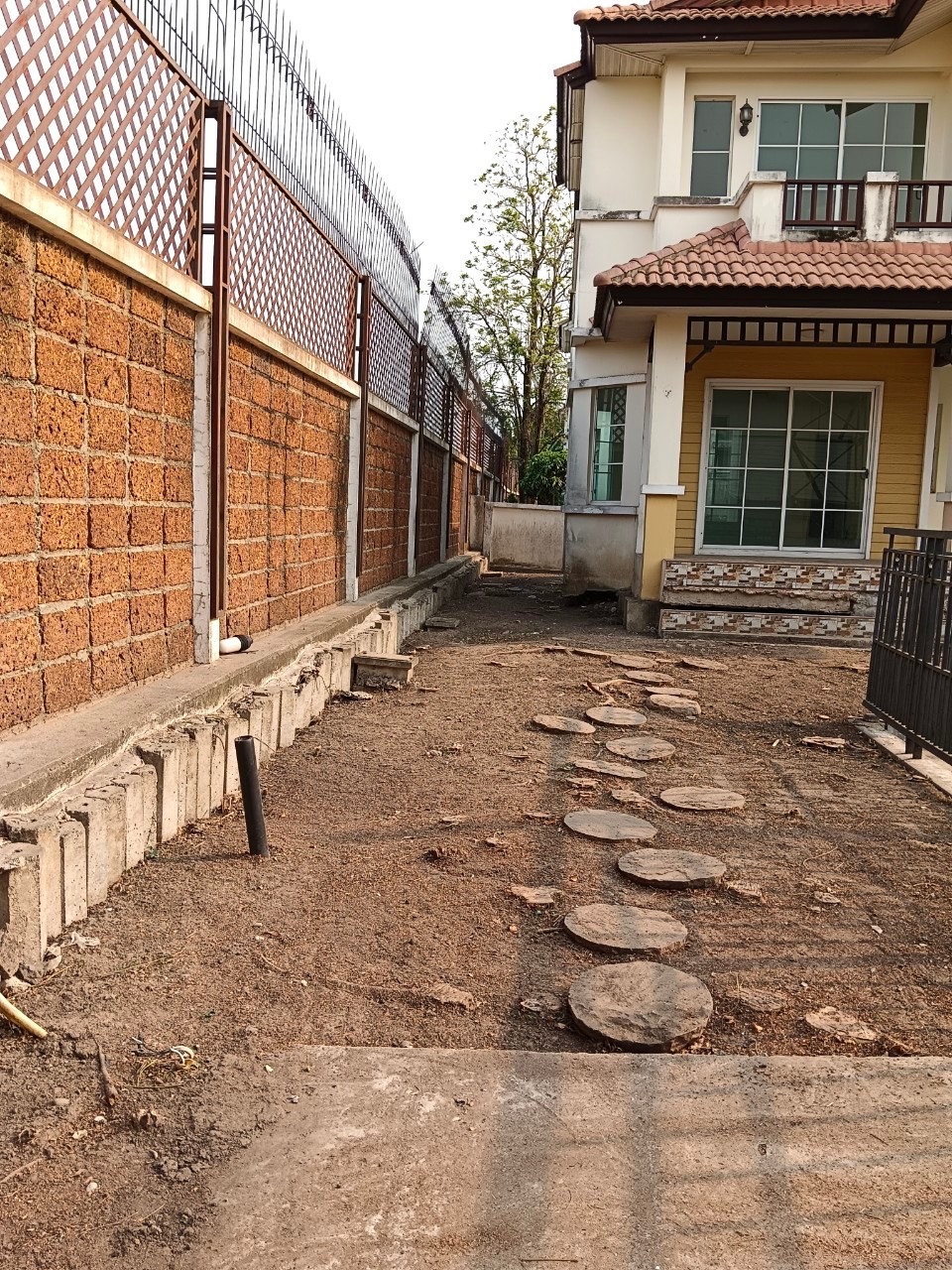 บ้านเดี่ยว โครงการบ้านมัณฑนา รังสิต คลอง 2