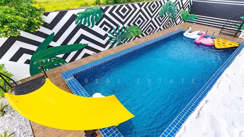 Spacious 4-Bedroom Corner Pool Villa for Sale – Mabprachan, Chon Buri (Pattaya)