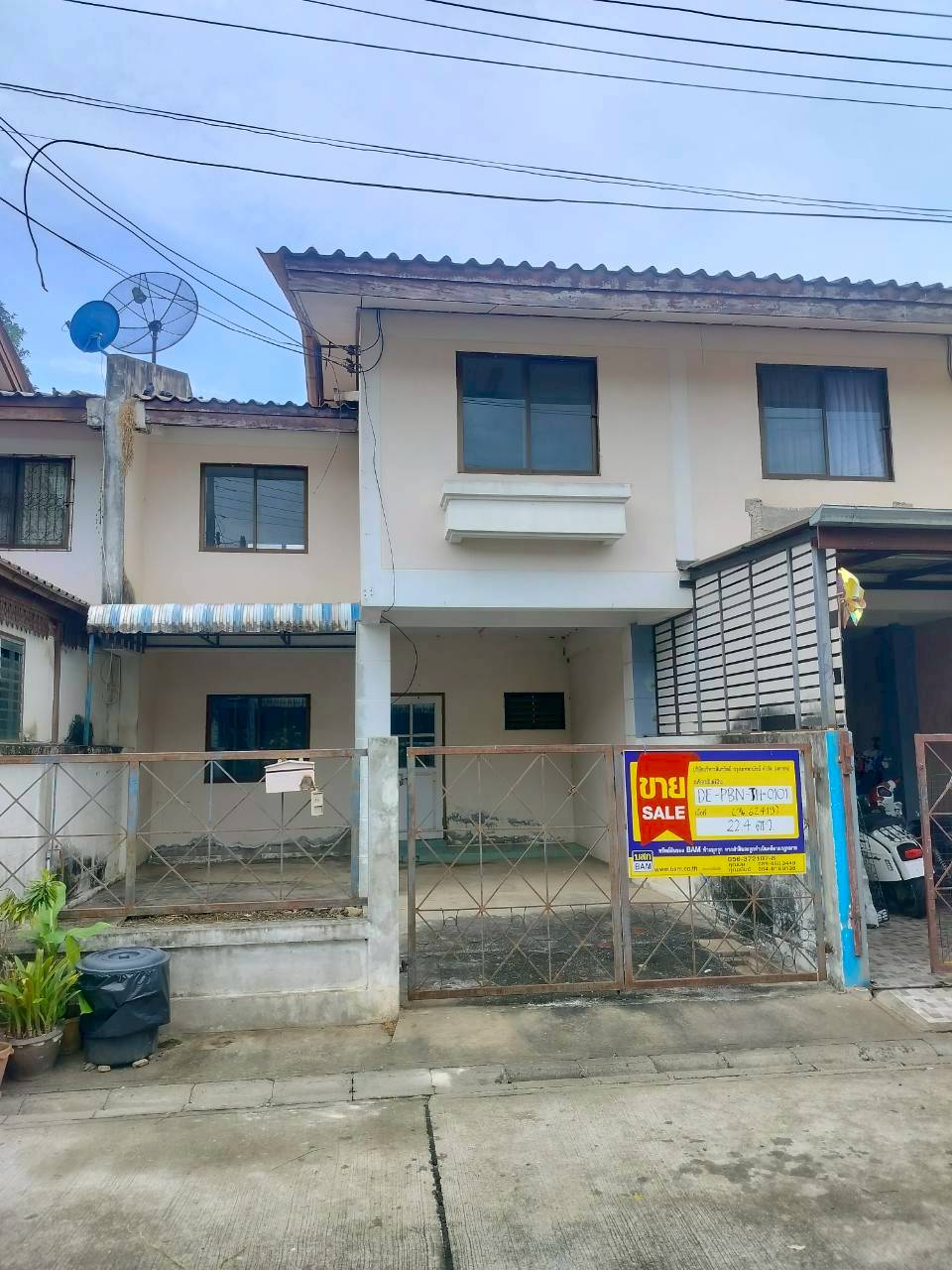 ทาวน์เฮ้าส์ 2 ชั้น โครงการเคหะชุมชนเพชรบูรณ์ จังหวัดเพชรบูรณ์