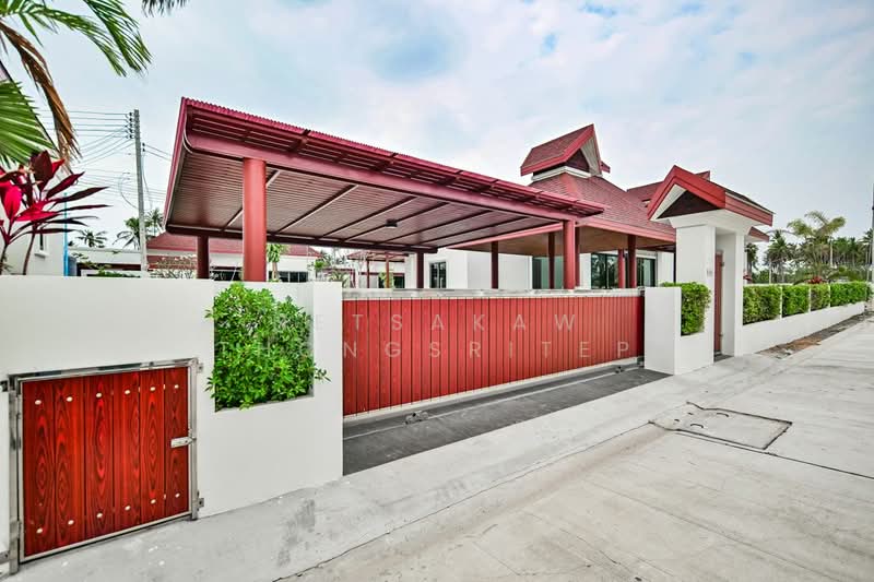 Beyond Siam Pool Villas, Prachuap Khiri Khan