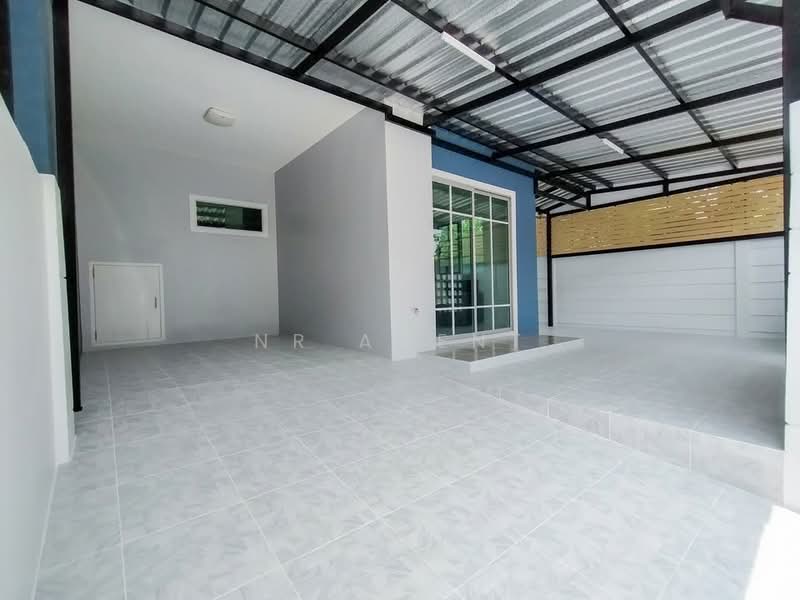 Pruksa Ville 66/1 Bangna - Namdaeng, Samut Prakan