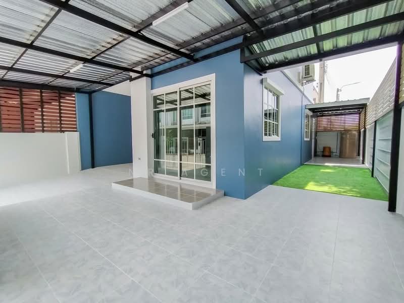 Pruksa Ville 66/1 Bangna - Namdaeng, Samut Prakan
