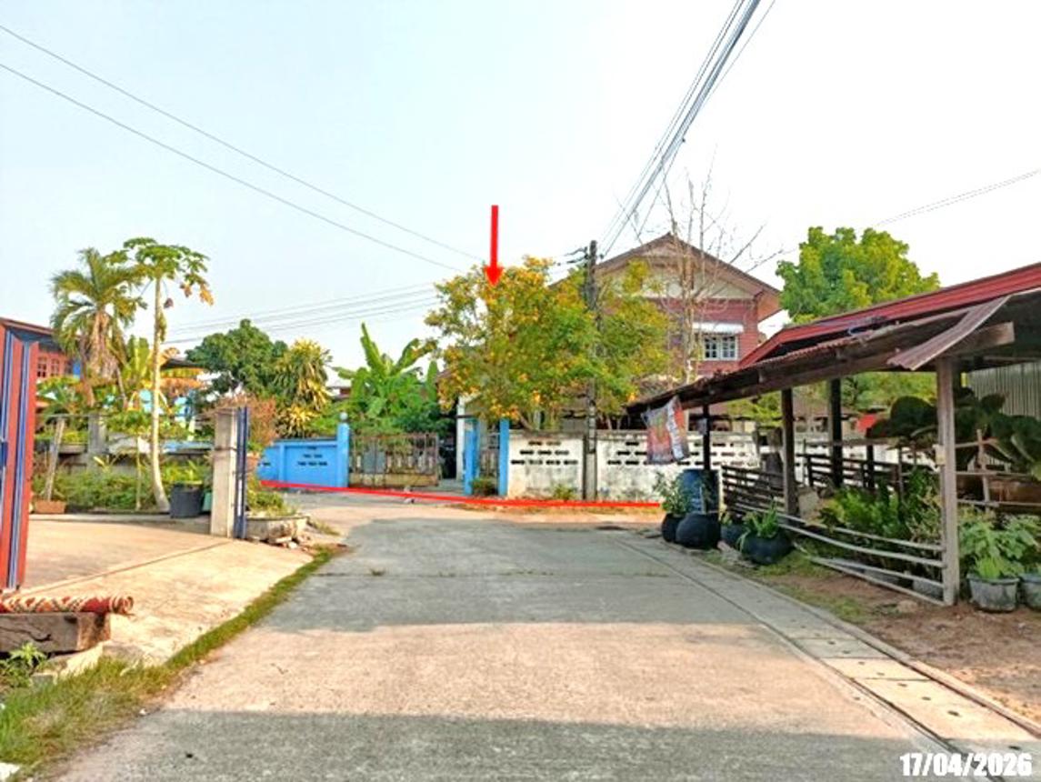 Single House in Kumphawapi, Udon Thani