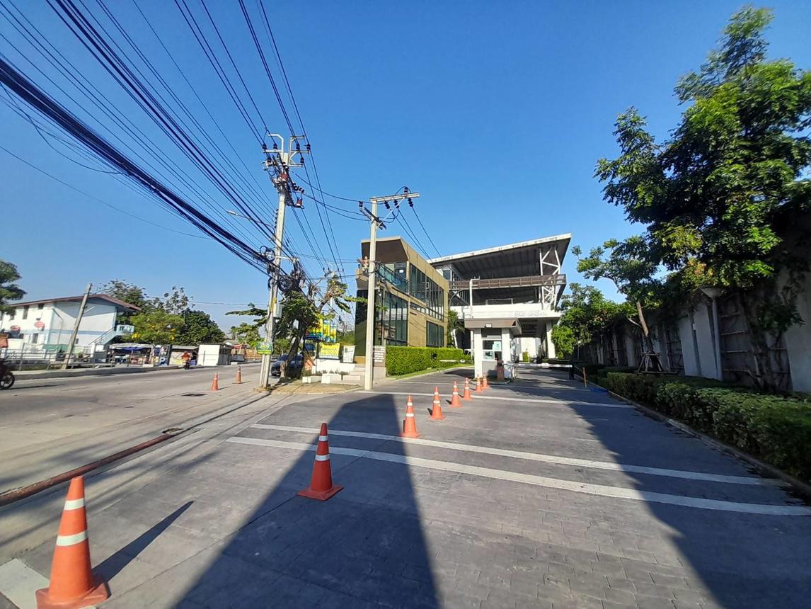 คอนโดมิเนียม ดิ ไอริส บางใหญ่ บางบัวทอง นนทบุรี