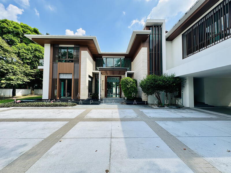 Navatanee Residence, Bangkok