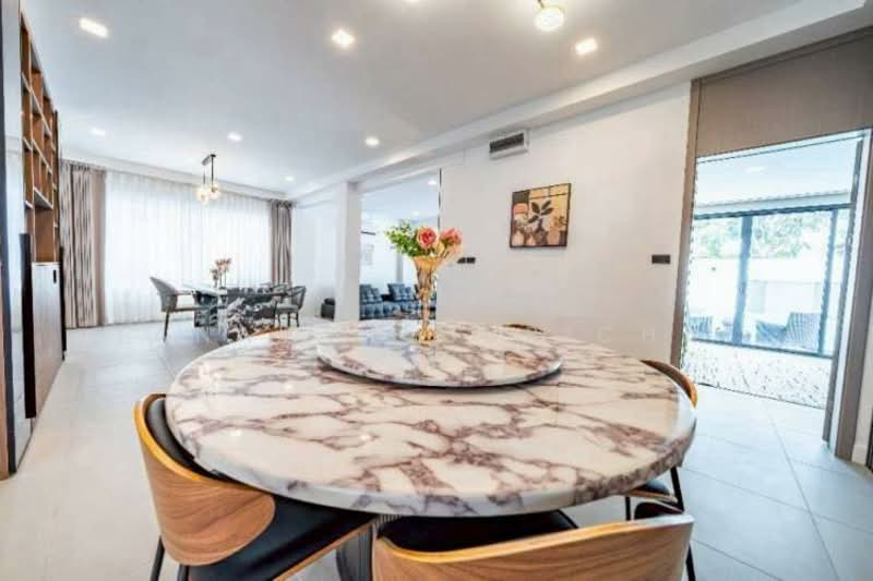 6-BR House, Chon Buri (Pattaya)