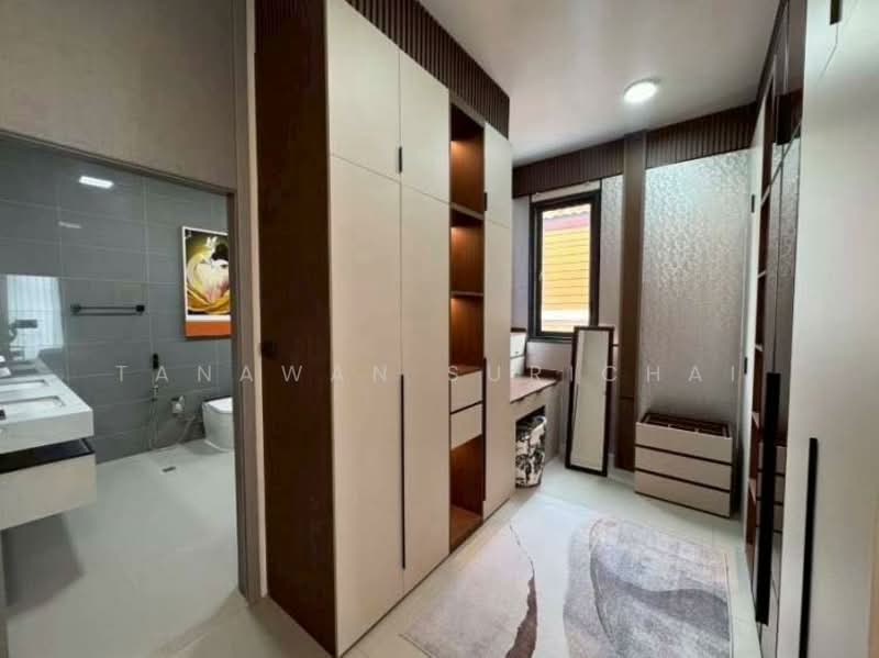6-BR House, Chon Buri (Pattaya)