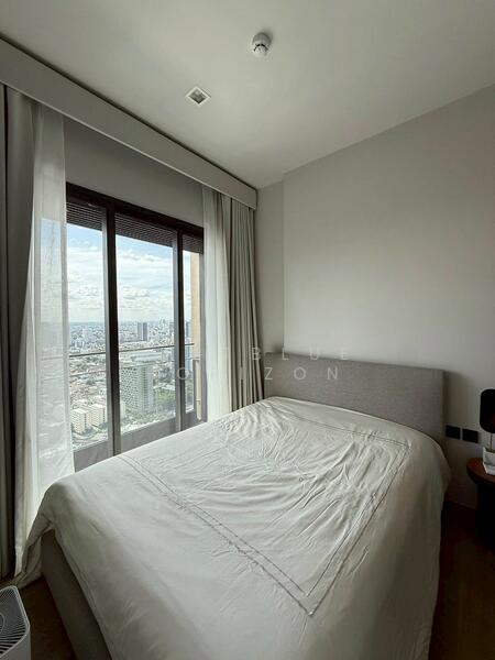 The Crest Park Residences, Bangkok