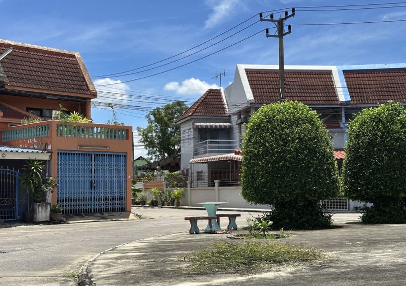 ทาวน์เฮ้าส์ โครงการทรัพย์กานดา ตลาดปทุมธานี