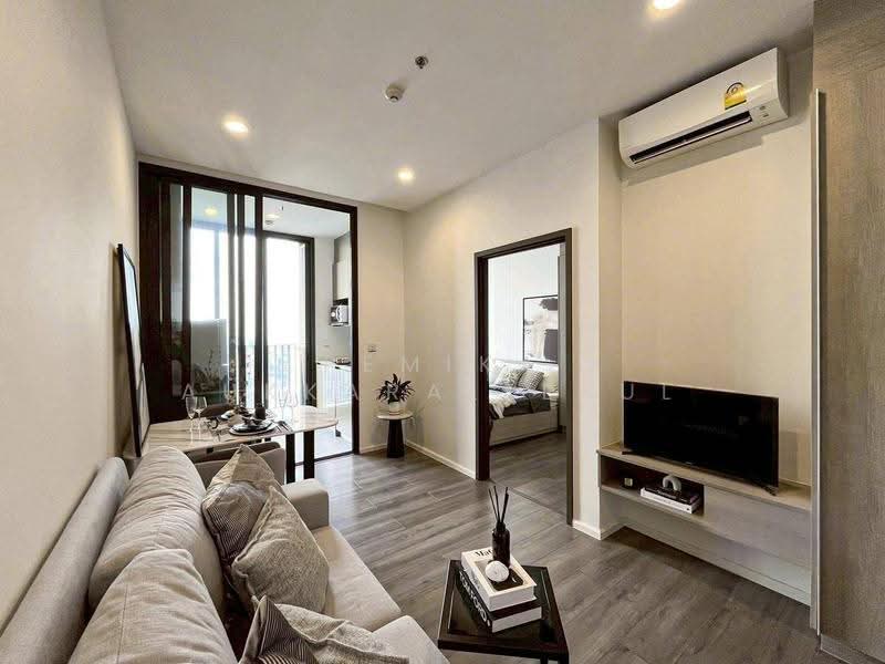 Whizdom Essence, Bangkok
