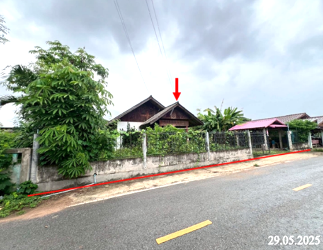Single House in Pang Chang, Phrae Province