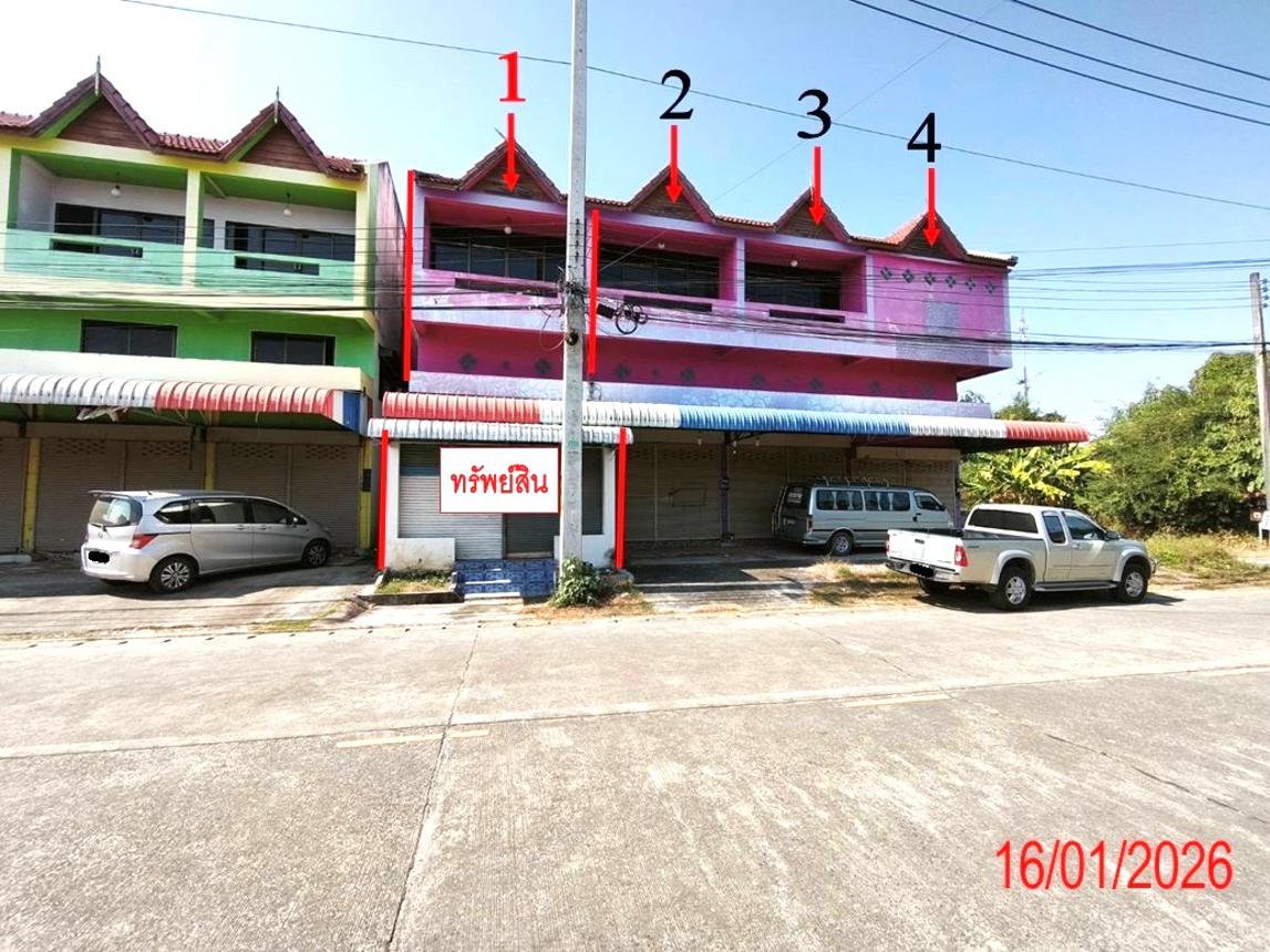 Commercial House in Thoen, Lamphun