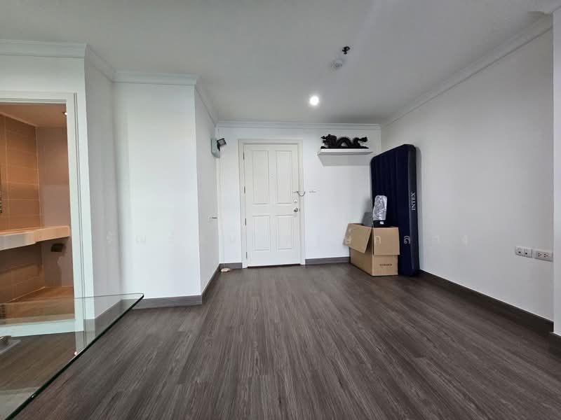 Lumpini Place Rama 9-Ratchada, Bangkok