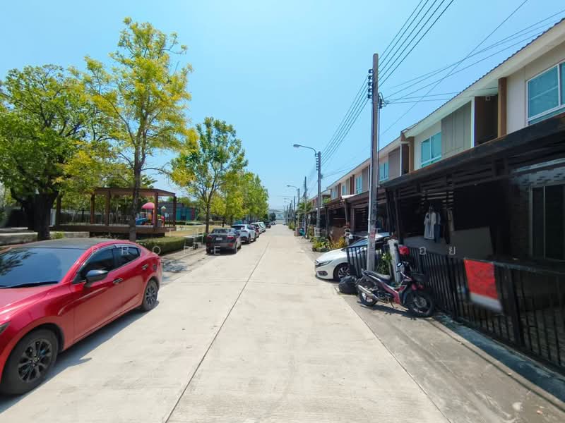 The Connect Teparak-MuangMai, Samut Prakan