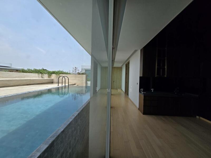 VIVE Ekkamai-Ramintra, Bangkok