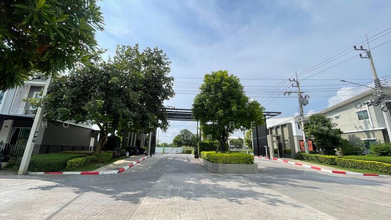 ทาวน์โฮม 2 ชั้น หมู่บ้านพฤกษาวิลล์ 111 รังสิต-เวิร์คพอยท์ (หลังมุม), Pathum Thani