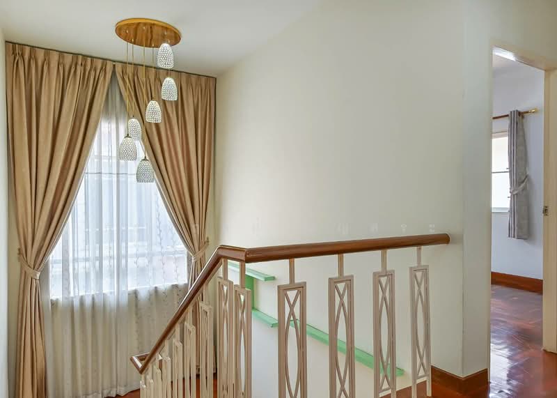Seranee Park 3 : เศรณี ปาร์ค 3, Bangkok