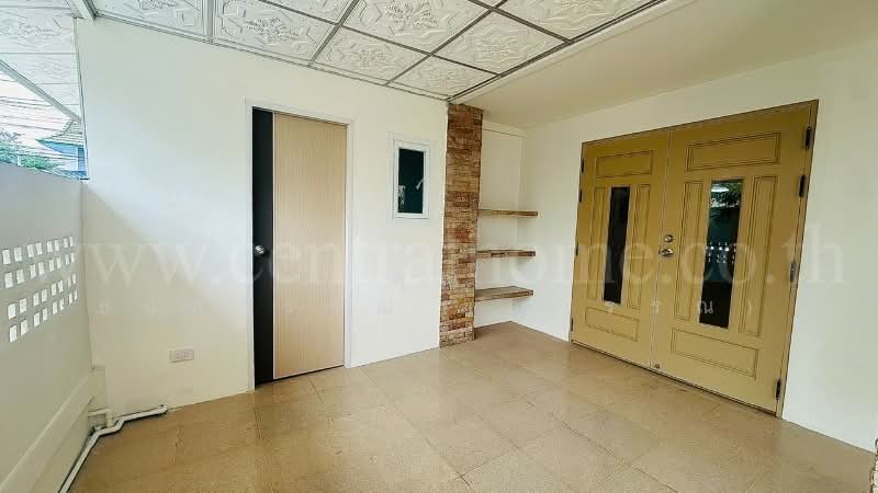 Baan Pruksa 30/2, Nonthaburi