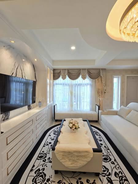 3-BR Villa, Chon Buri (Pattaya)