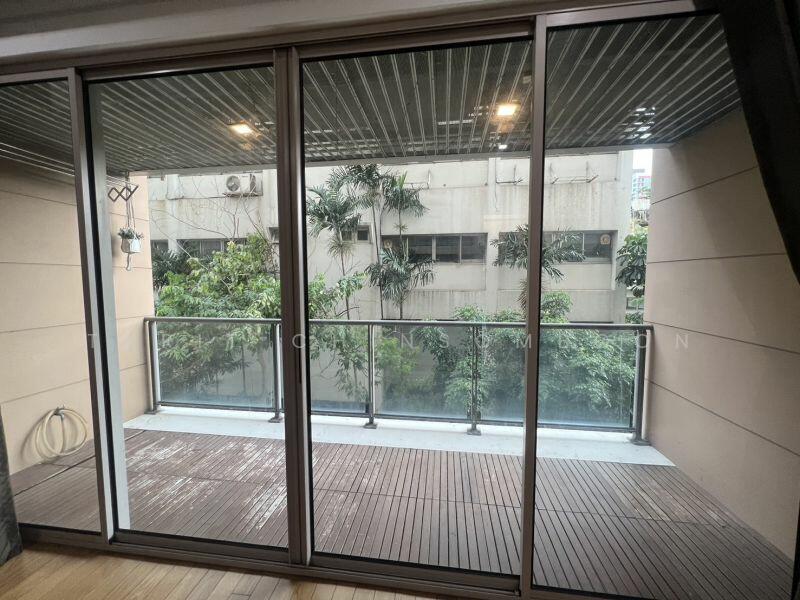 The Lofts Yennakart, Bangkok