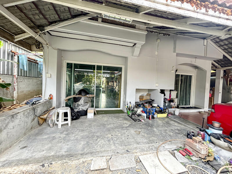 Buathong Thani, Nonthaburi