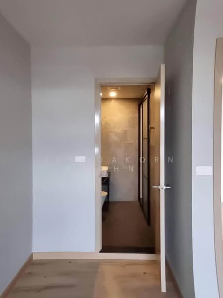 Brix Charan 64, Bangkok