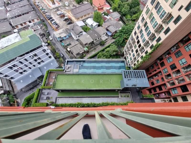 Brix Charan 64, Bangkok
