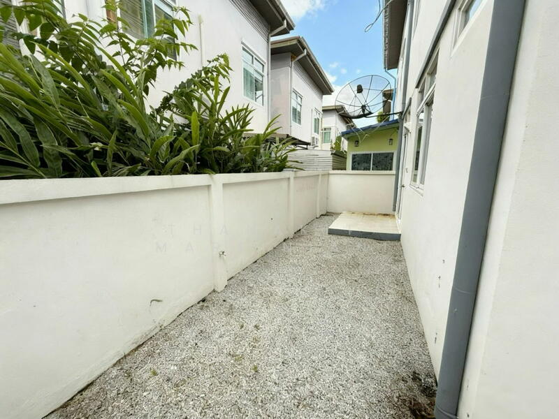 3-BR Semi-detached House, Chon Buri (Pattaya)