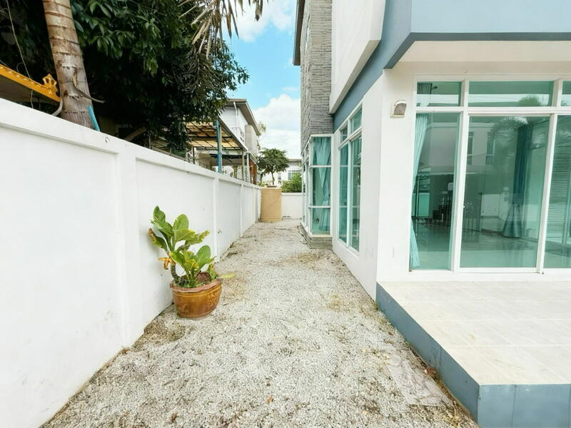 3-BR Semi-detached House, Chon Buri (Pattaya)