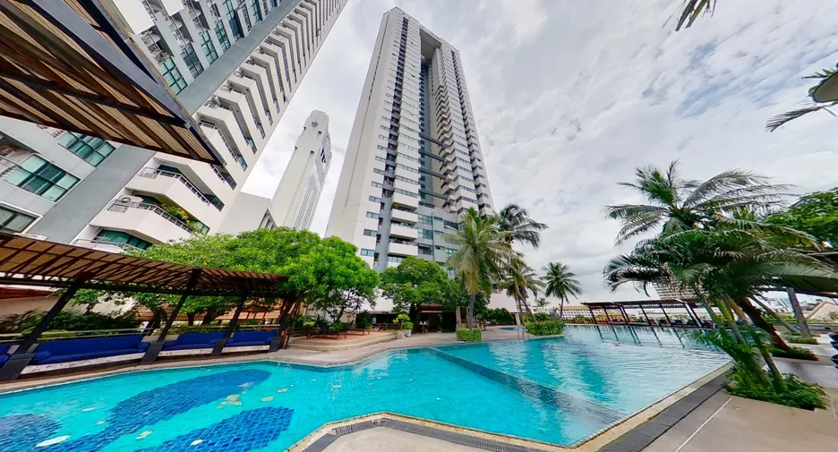 Condominium project in Sathorn Garden.