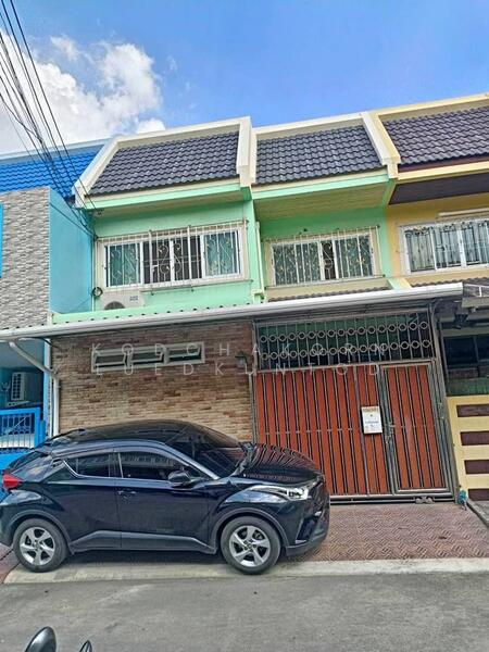4-Bedroom Townhouse, Bangkok