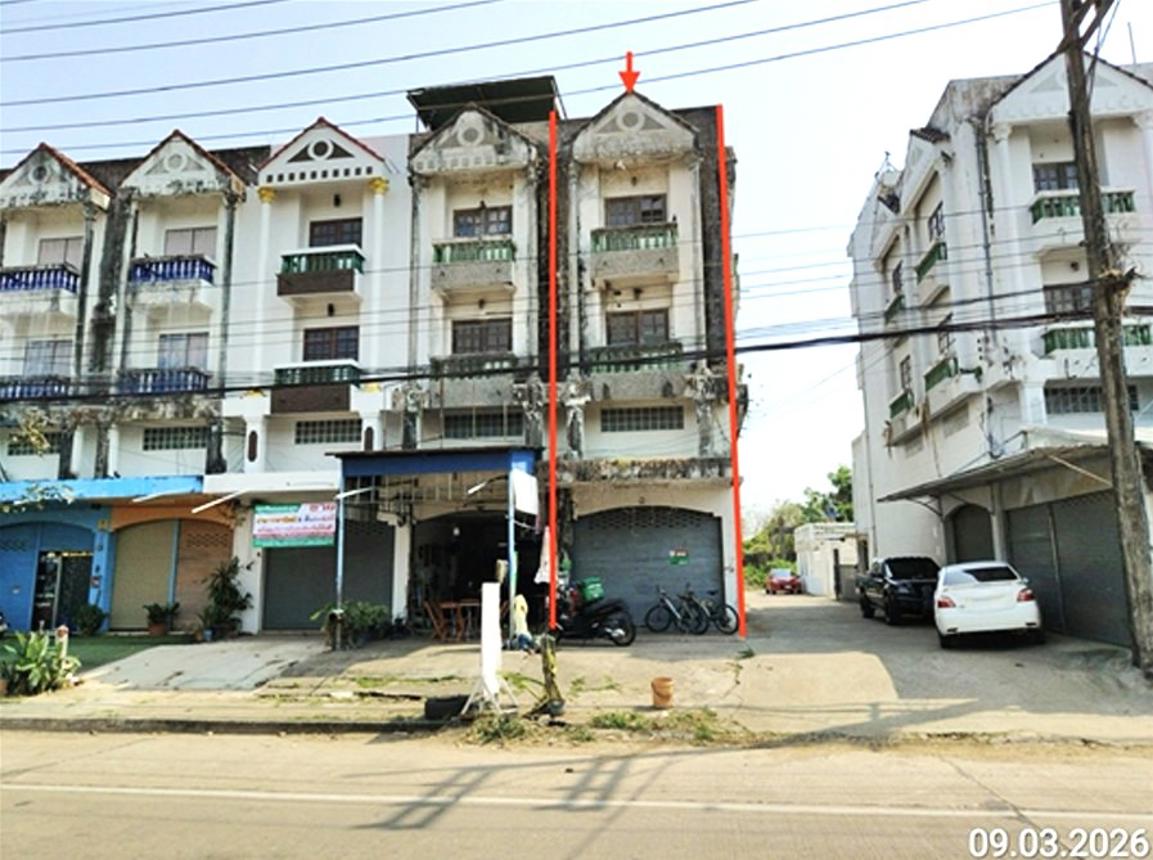 Commercial Townhouse in Uthai Thani Uthai Thani