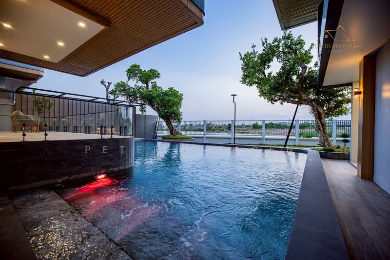 Lakeside Villa, Chon Buri (Pattaya)