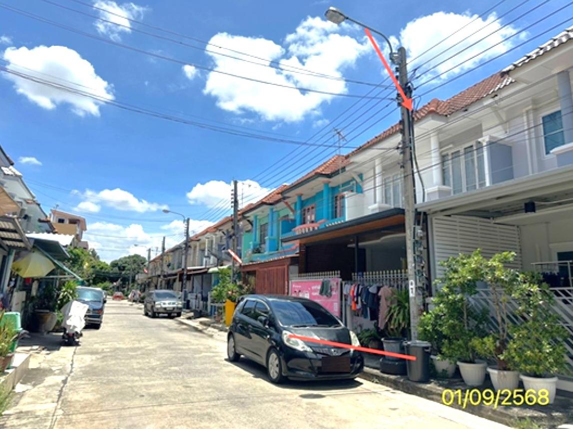 ทาวน์เฮ้าส์ บัวทอง 4 บางบัวทอง นนทบุรี