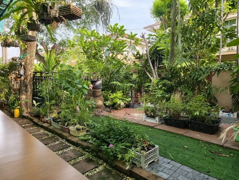 Manthana Watcharapol - Ramintra 2, Bangkok