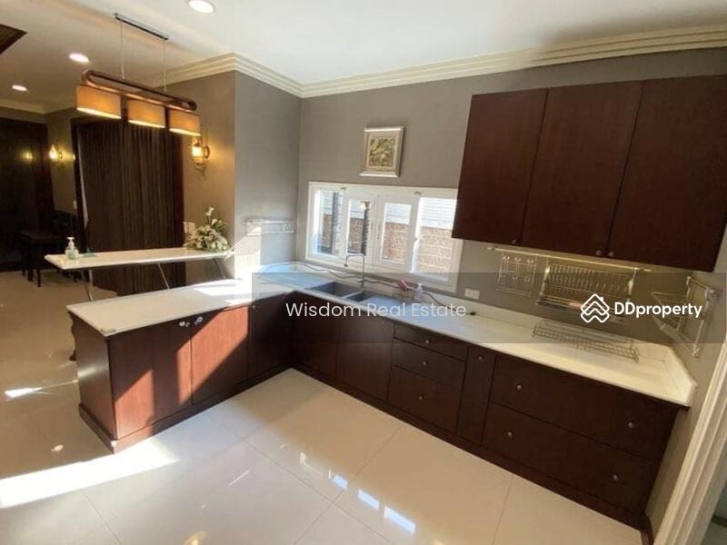 The Palazzo Sathorn, Bangkok