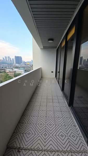 The Royal Navin Tower, bangkok