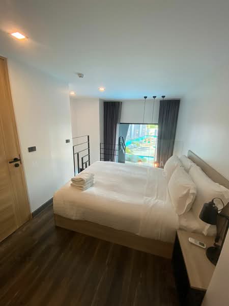 Utopia Loft Naiharn, Phuket