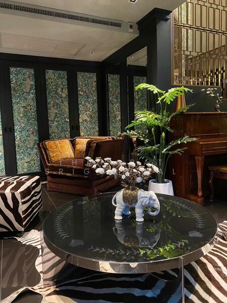 Na Vara Residence, Bangkok