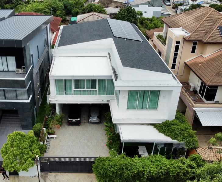 Sarin Park, Bangkok