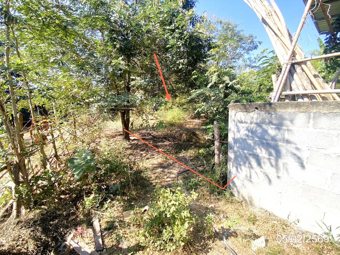 This plot of land is vacant and ready for development to suit your needs, offering endless possibilities for a dream home or investment opportunity.