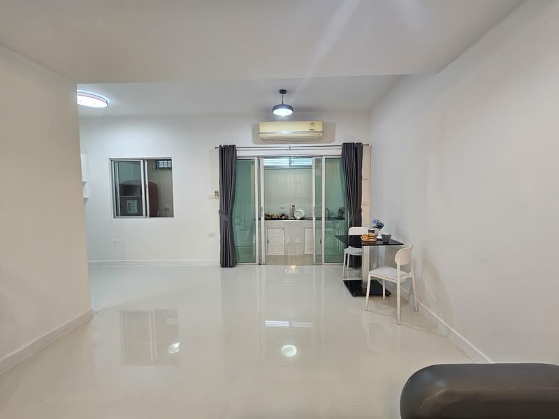 The Connect Chaengwattana 1, Nonthaburi