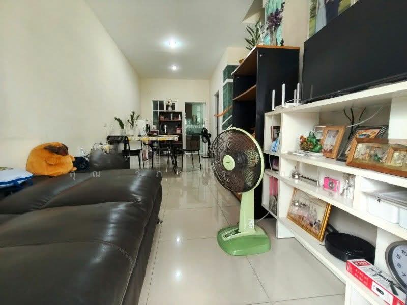 ทาวน์โฮม โกลเด้น ทาวน์ 3 ลาดพร้าว - เกษตรนวมินทร์ ราคาถูกที่สุดในโครงการ, Bangkok