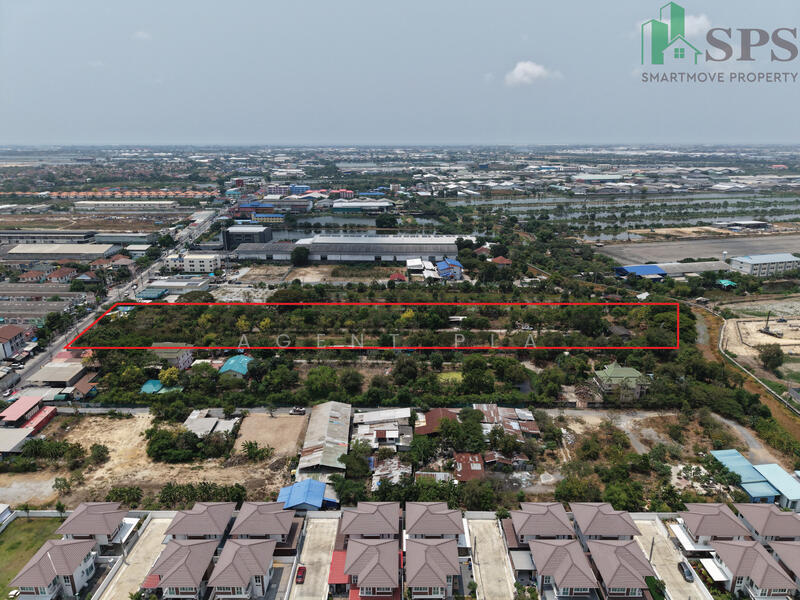 Beautiful land plot for sale, prime location in the heart of Bang Phli, area 10 rai 188 sq.w.,, Samut Prakan