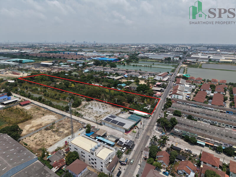 Beautiful land plot for sale, prime location in the heart of Bang Phli, area 10 rai 188 sq.w.,, Samut Prakan