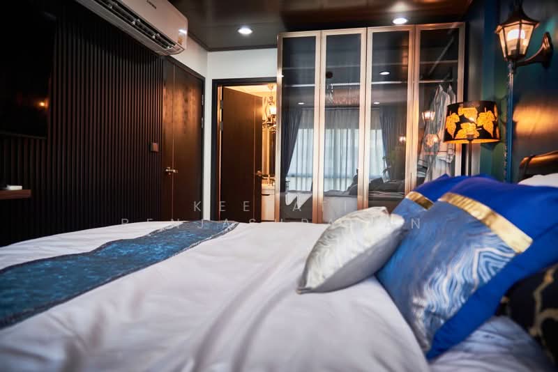 Elio Del Ray, Bangkok