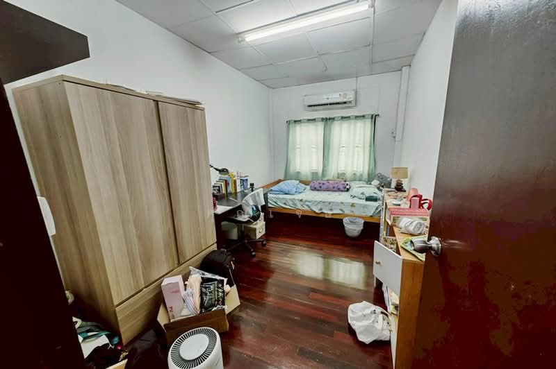 Yu Charoen Village Vibhavadi 20, Bangkok