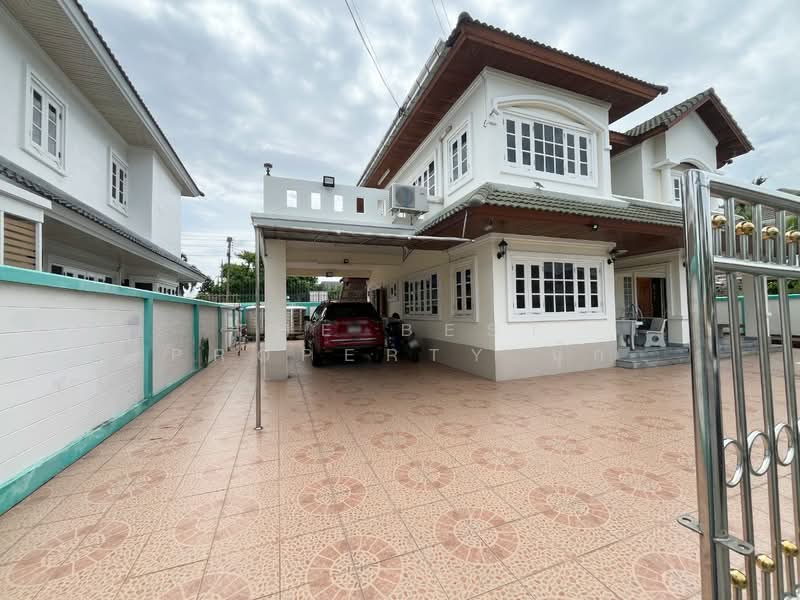 เวิลด์วิลล่า ชลบุรี (World Villa), Chon Buri (Pattaya)