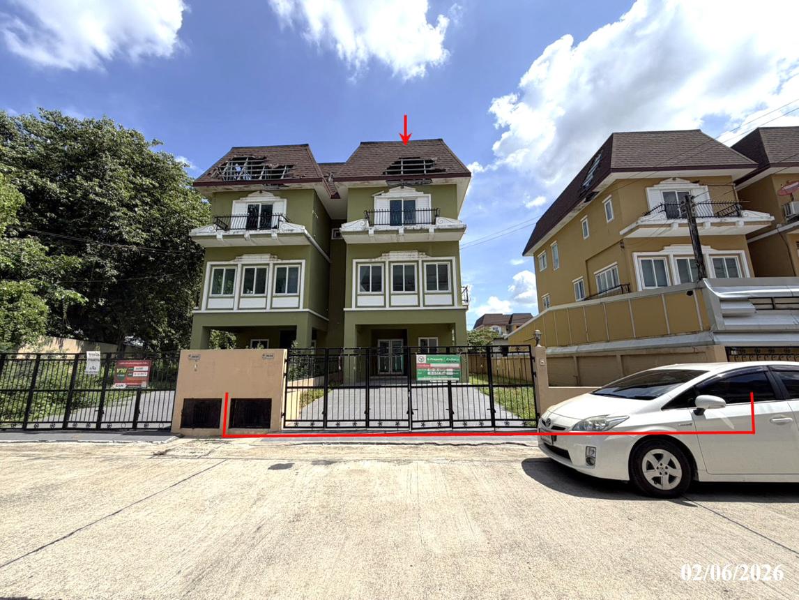 Single-Family House in Bang Bua Thong, Nonthaburi