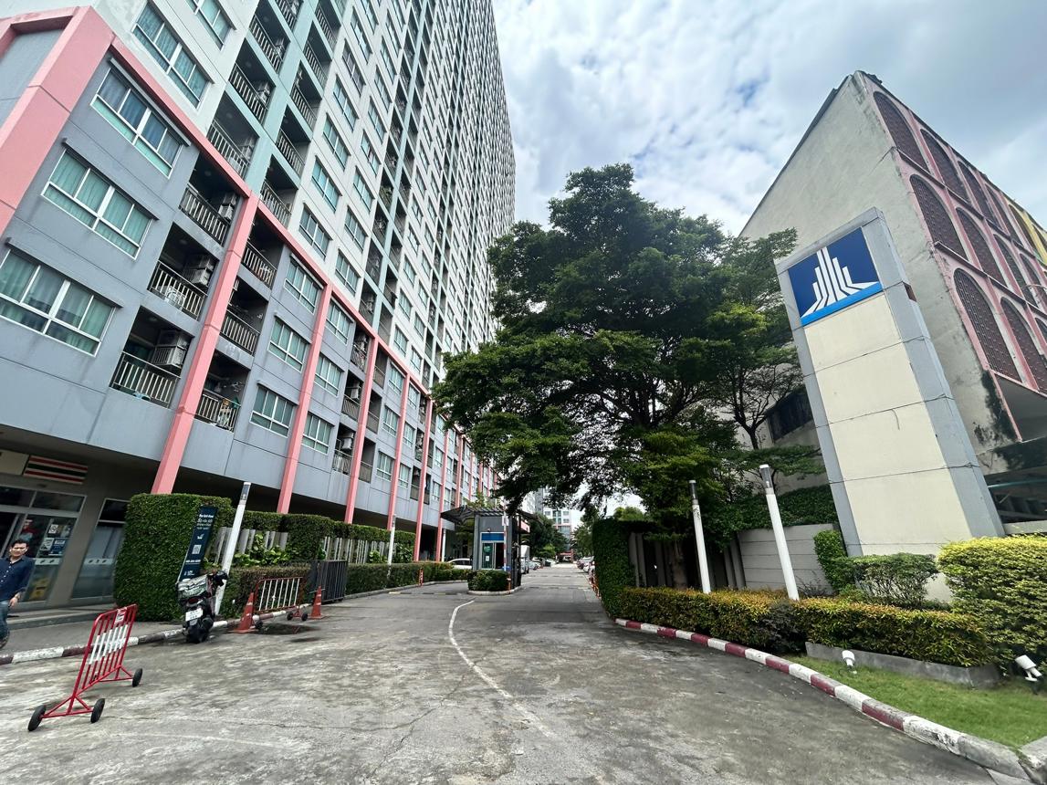Lumphini Ville Condominium, Charoen Phrathep 2, Bang Sue, Bangkok